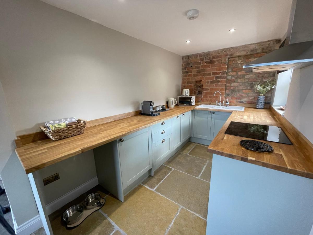 Converted Bullamoor Barns, Apartment