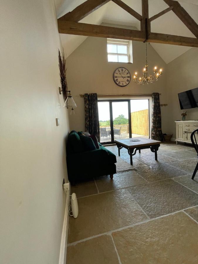 Converted Bullamoor Barns, Apartment *
